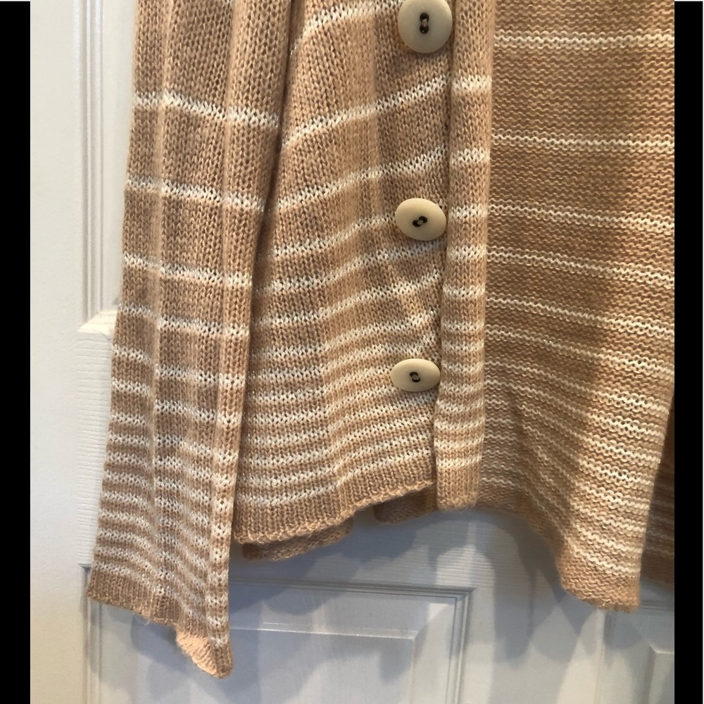 Free People Sweater - Picture 4 of 7